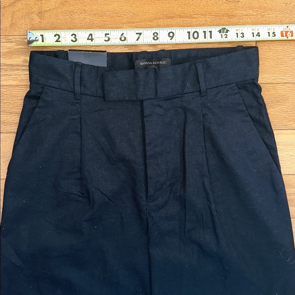 Banana Republic Size 4 Black Linen High Waist Pleated Wide Leg Pants in Size 4 - Picture 9 of 16